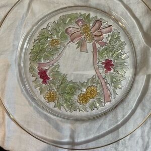 Festive Glass Plate with Wreath Design